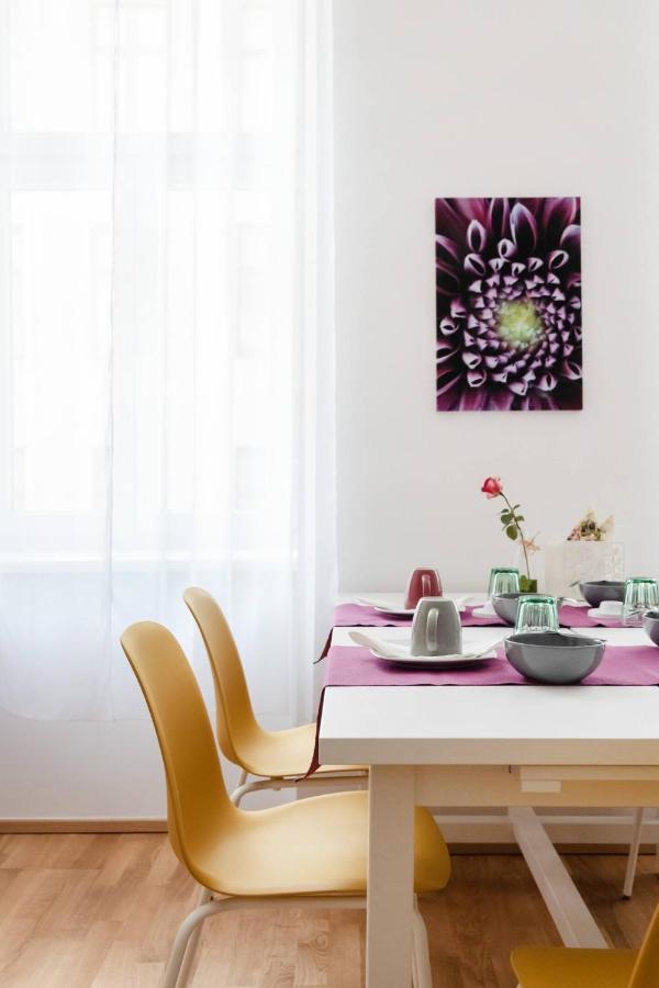 Vienna City Apartment Raffaelgasse Bagian luar foto